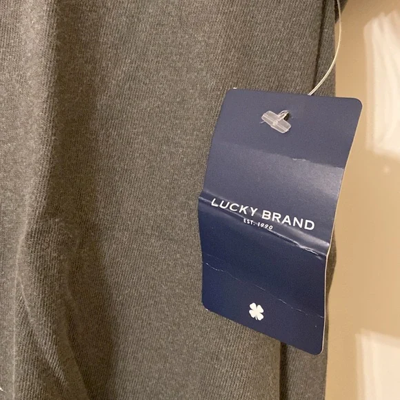 Lucky Brand Budweiser T-shirt Small - Picture 6 of 10